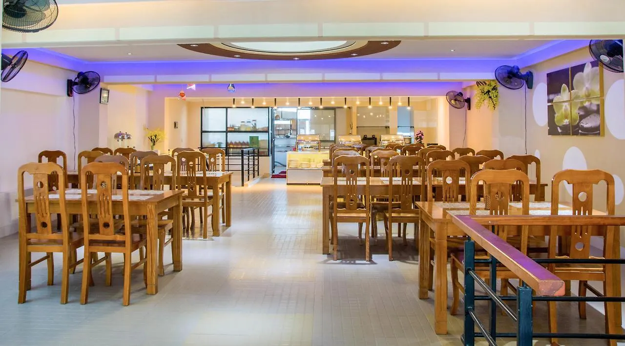 Le Duong Hotel 나트랑 3*,  베트남