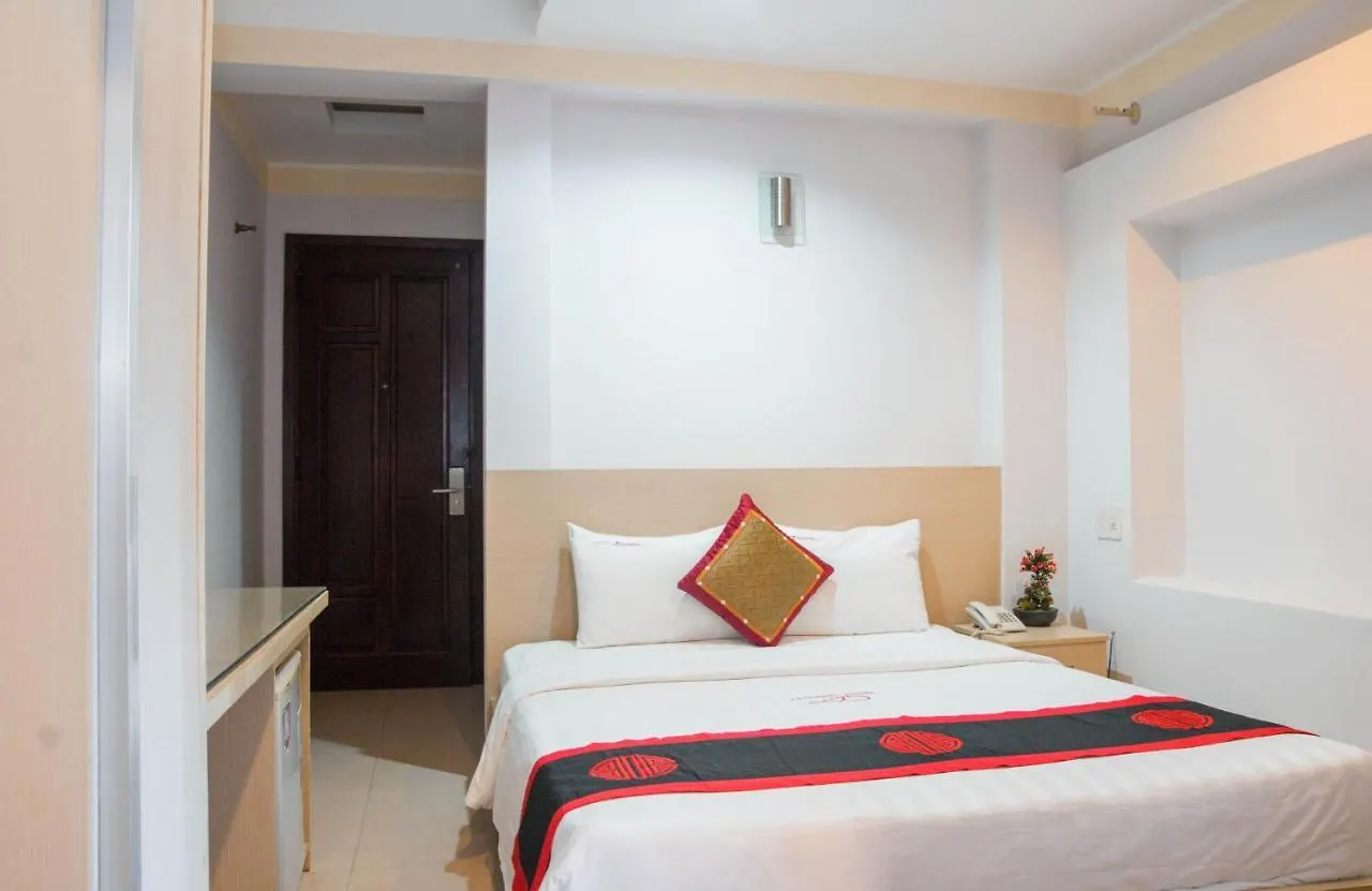Le Duong Hotel Nha Trang 3*,  Vietnám