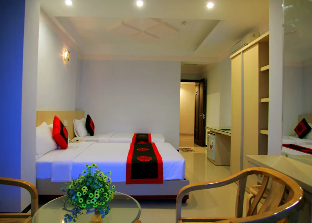 Le Duong Hotel Nha Trang 3*,